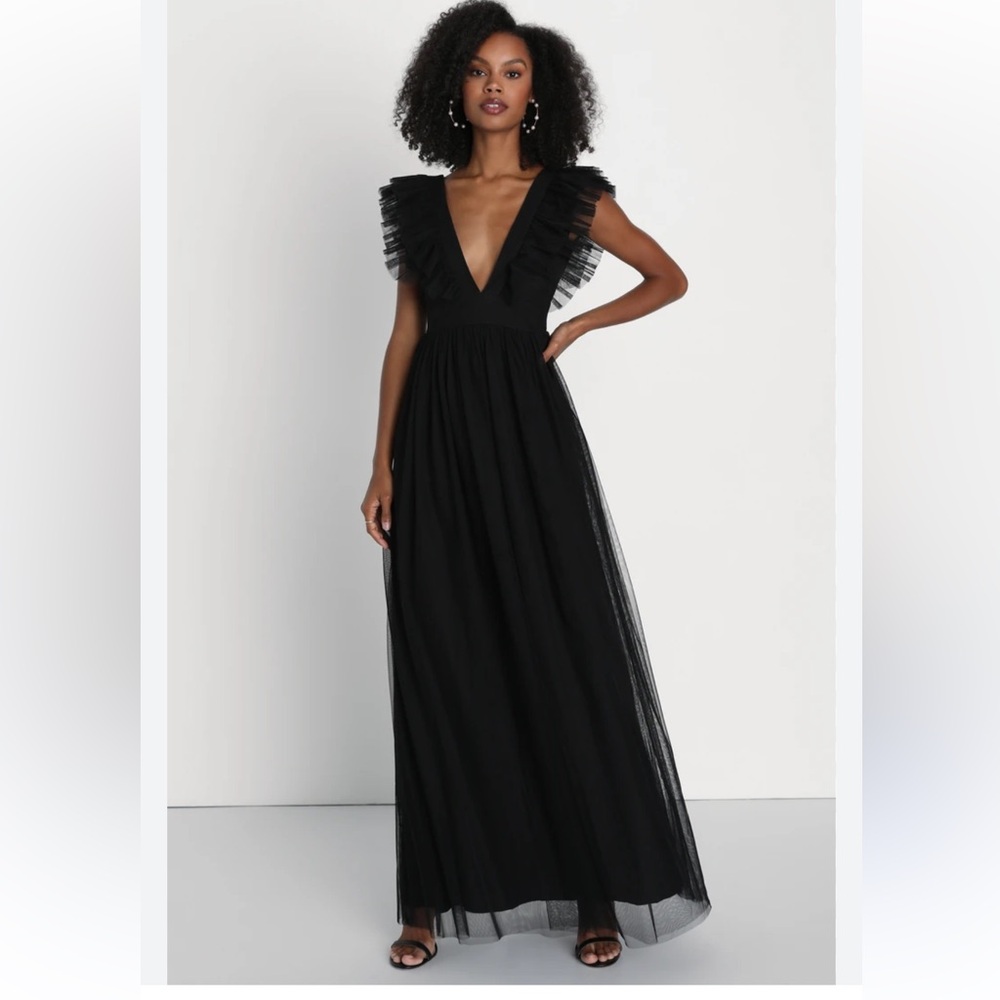 Lulu's Black Tulle Maxi Dress- Ruffled PlungeMaxi Dress